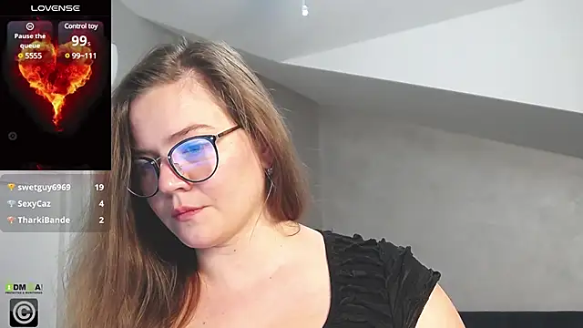 kellykleine - KellyKleine's free webcam