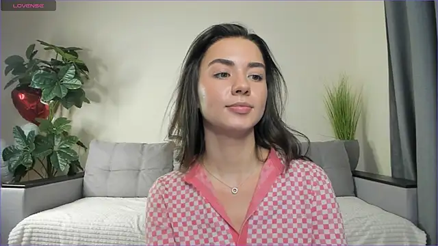 nicoleluv (F young) - DOMI IN PUSSY