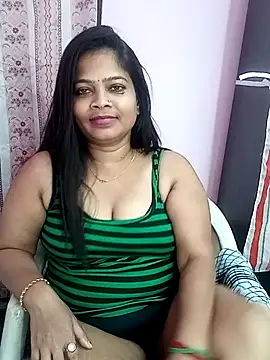 sexyy983616 (F milf) - New mobile