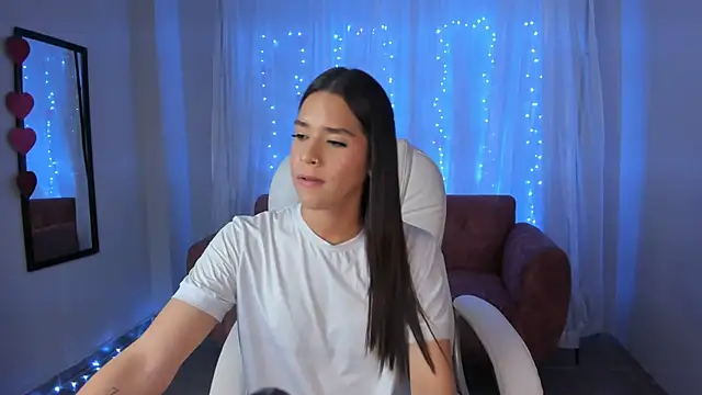 alice23jones (T teen) - You want to be the king of my room