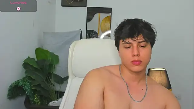 thom_ohtani (M twink) - cumshow