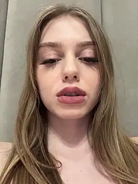 Meet Stripchat AnikaBest