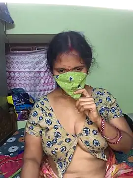 hotladyIndian1