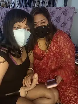 Indian_hotmilfs' Live Sex Cam Show