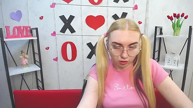 beatricefly - BeatriceFly's free webcam - UK Sex Cams