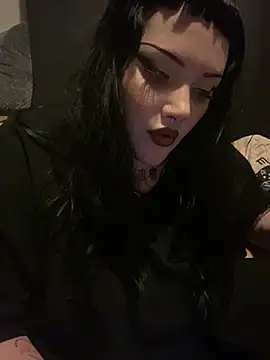 gothicsiren (F young) - Rub pussy 💦