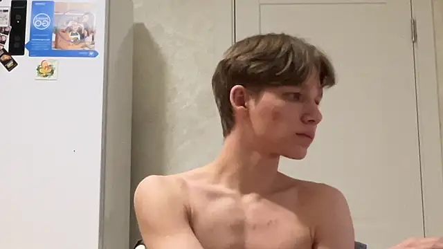 gay_boyss (M twink) - naked 5 min