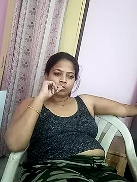 sexyy983616 (F milf) - New mobile