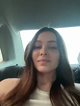 nicole111 (F young) - Fuck pussy behind the driver with DILDO!