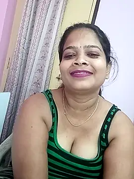 sexyy983616 (F milf) - New mobile