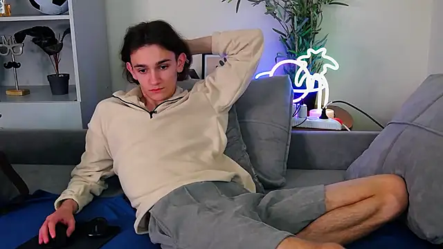 jonnyleu (M twink) - Cum shot