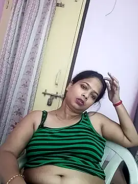 sexyy983616 (F milf) - New mobile