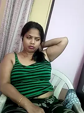 sexyy983616 (F milf) - New mobile