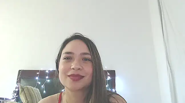 alejandrawills_ - Alejandrawills_'s free webcam - UK Sex Cams