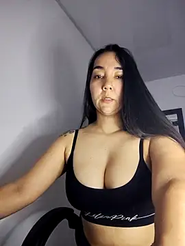 katheleen_69 (Ask my age) - make me wet while i suck your cock