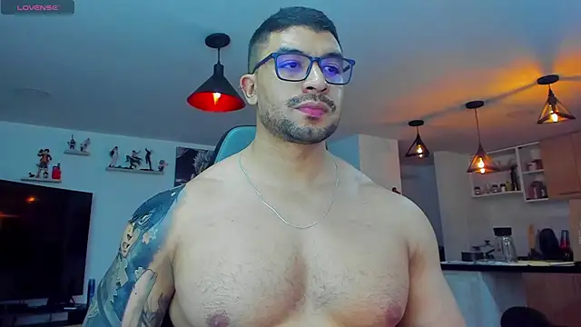 michael_diamond - Michael_Diamond's free webcam - UK Sex Cams