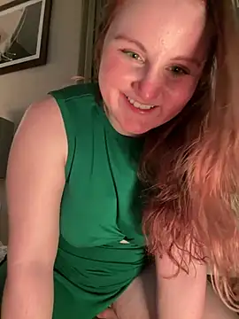 Meet Stripchat GingerSnap33