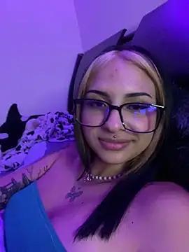 hilary_pinkk - Hilary_pinkk's free webcam - UK Sex Cams