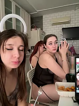 Meet Stripchat RollingGirls