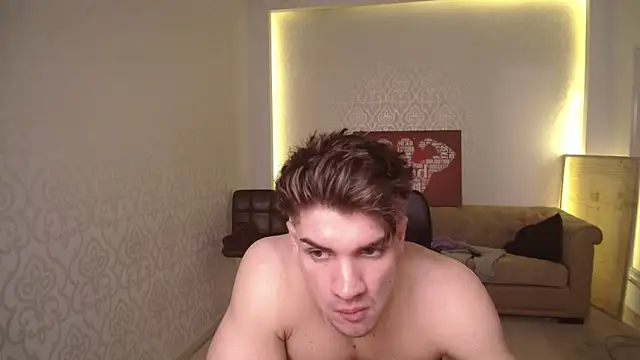 maxkaiden - MaxKaiden's free webcam - UK Sex Cams