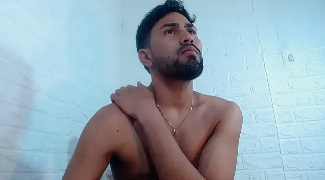 xavierfoxx69 - Xavierfoxx69's free webcam - UK Sex Cams