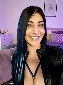 Webcam Model(AryaSummersReal) is live