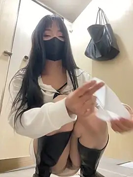 asia-lynn (F young) - 乳夹1分钟➕国王控制5分钟