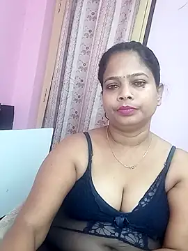 sexyy983616 (F milf) - New mobile