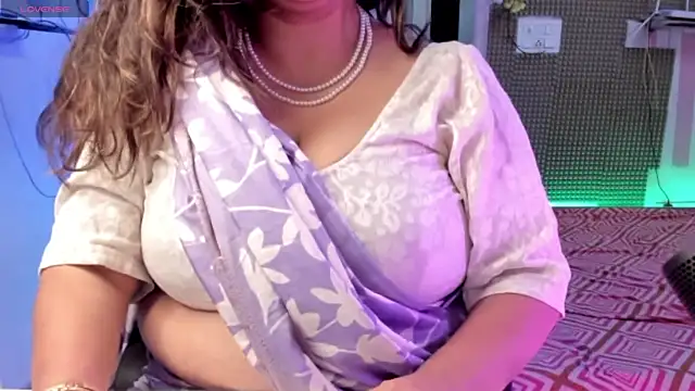 Gulabi_Queen