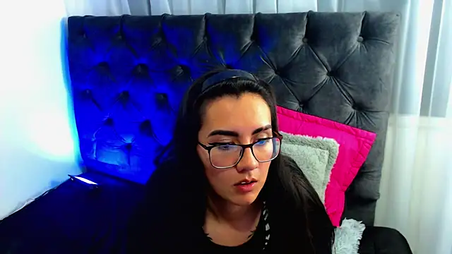 melissa_peach14 - Melissa_Peach14's free webcam - UK Sex Cams