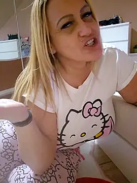 Meet Stripchat Isabellaa04