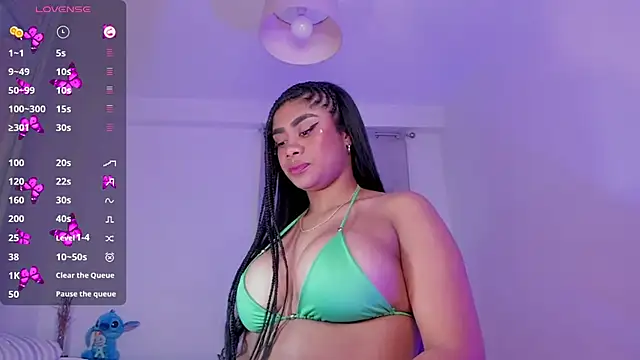 briana_walker (F young) - fingers in pussy