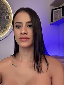 sarahhsmitth1 (F young) - Rub my clitoris with your caresses