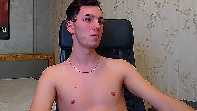 leoisaiah (M young) - CUM SHOW