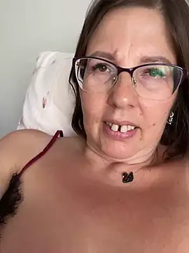 b_bonya_m (F milf) - Take off your bra