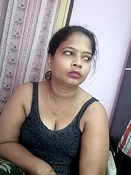 sexyy983616 (F milf) - New mobile