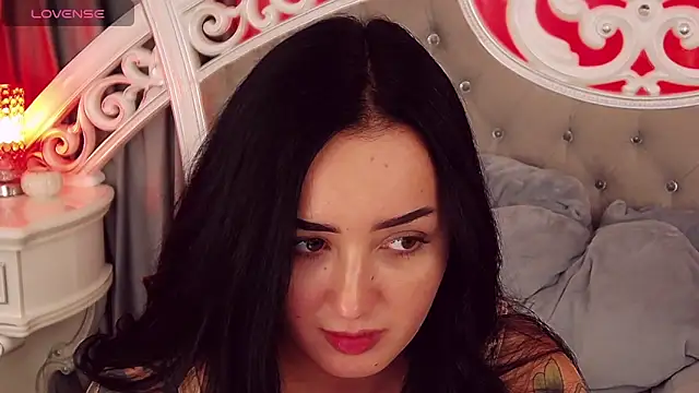 kimkhallifa - KimKhallifa's free webcam - UK Sex Cams