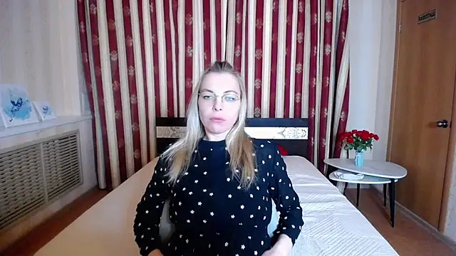 ilonataylor - IlonaTaylor's free webcam - UK Sex Cams