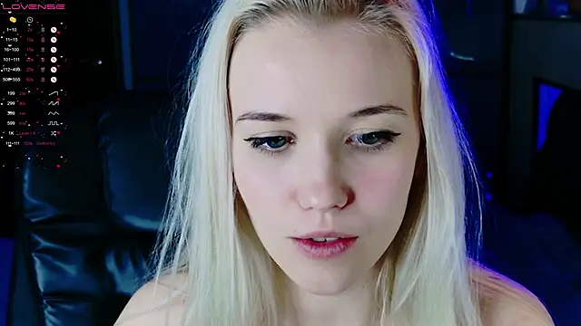 shhho_o (F young) - play pussy zoom