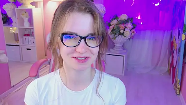 eva_koroleva - Eva_Koroleva's free webcam - UK Sex Cams