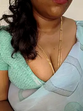 boobs_queen_bubli (F young) - 1000