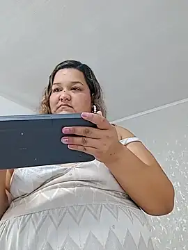 emely_foxx (F milf) - Blowjob