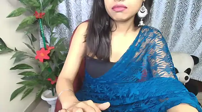 fly_rashmi - Fly_Rashmi's free webcam - UK Sex Cams