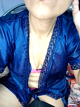 suhani_2 (F young) - Boobs show