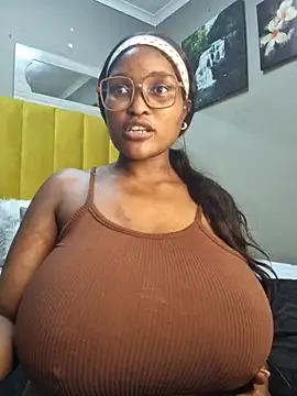 Bustygoddess32