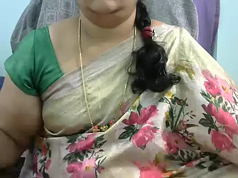 naughty_nityaa (Ask my age) - boobs n pussy oil show