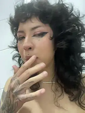 cora_coraline (F young) - blowjob for  you