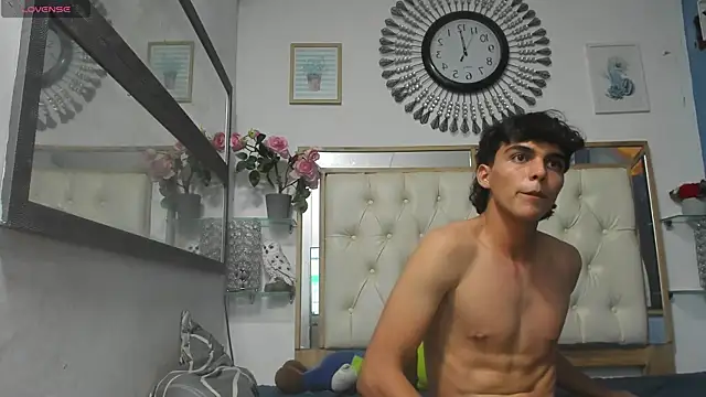 heiker_ (M twink) - #bisexuals #cam2cam #cheapest-privates #colombian #colorful #erotic-dance #fisting #flexing #foot-fetish #hd #latin #new #recordable-privates #recordable-publics #skinny #small-audience #spanish-speaking #striptease #twinks