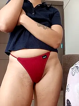 bri_ali (G young) - Sucking pussy cum 🥵💦