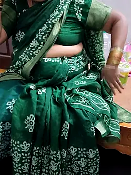 aadhyatelugu (F mature) - pussy